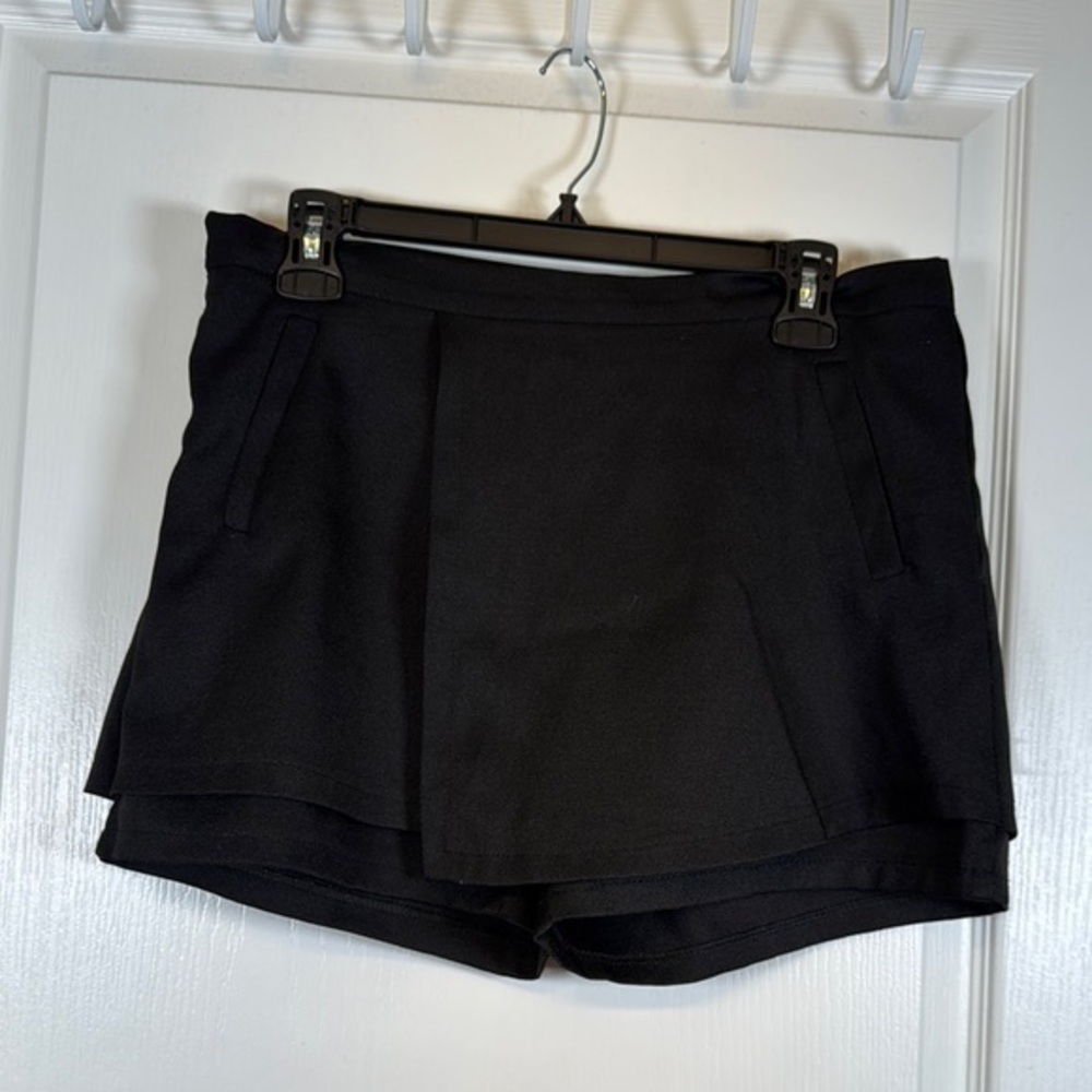 Aa Black Casual Skort No Pockets Size 38/6 GUC #5632